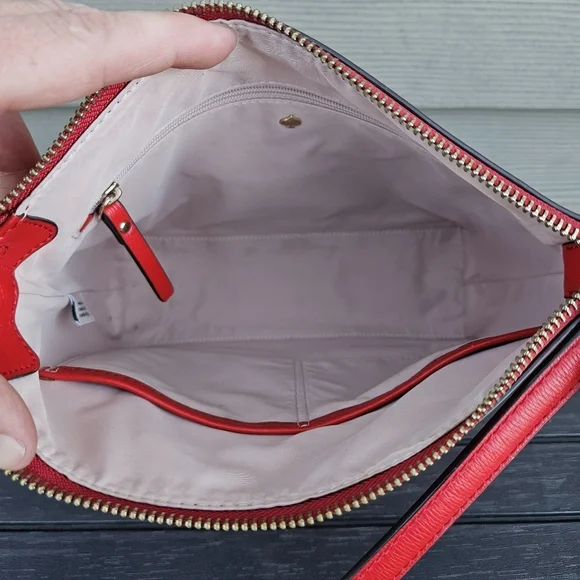 Kate Spade Run Around Crossbody Bag Heirloom Red Top Zip Classic Leather Purse - Picture 13 of 16